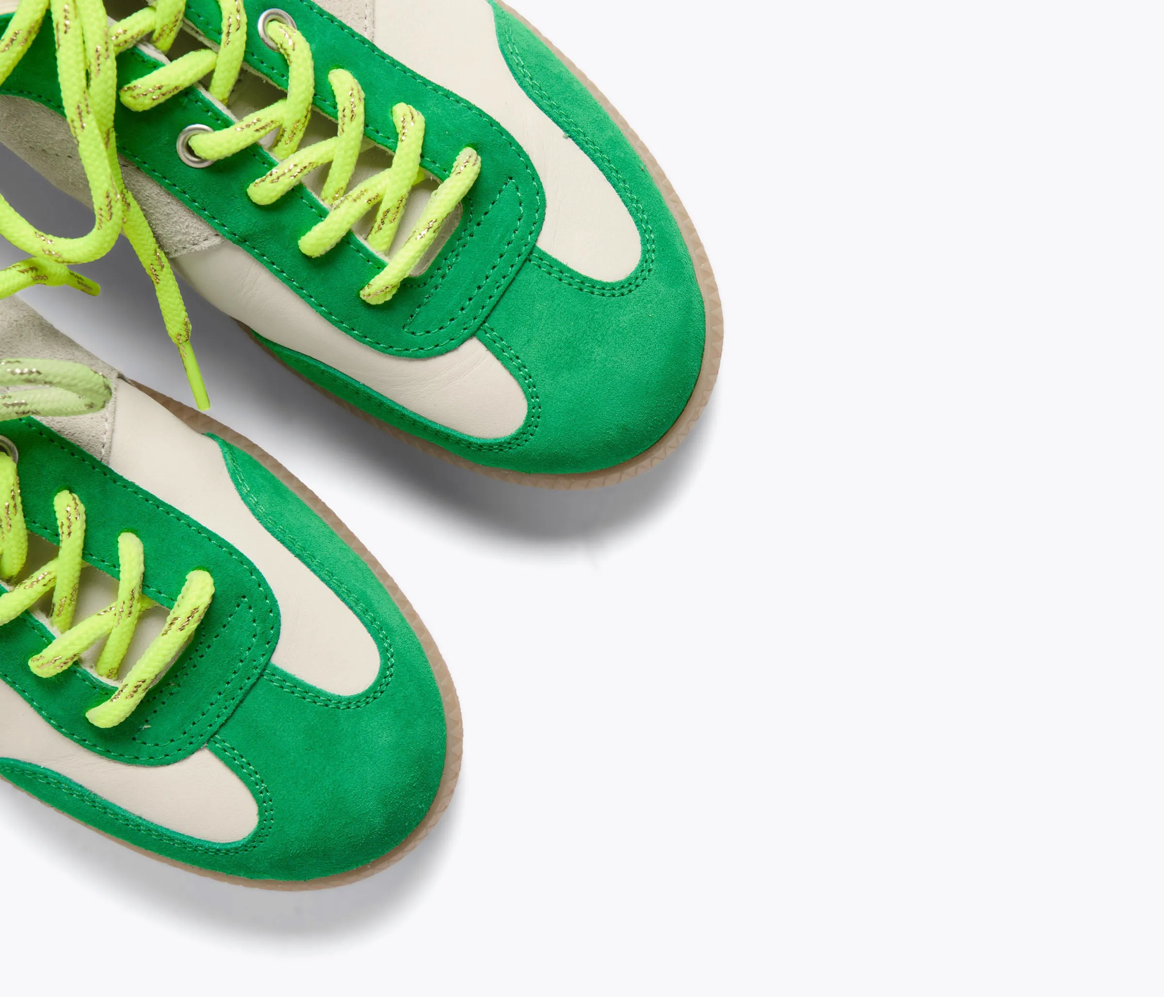 JACKIE COURT SNEAKER