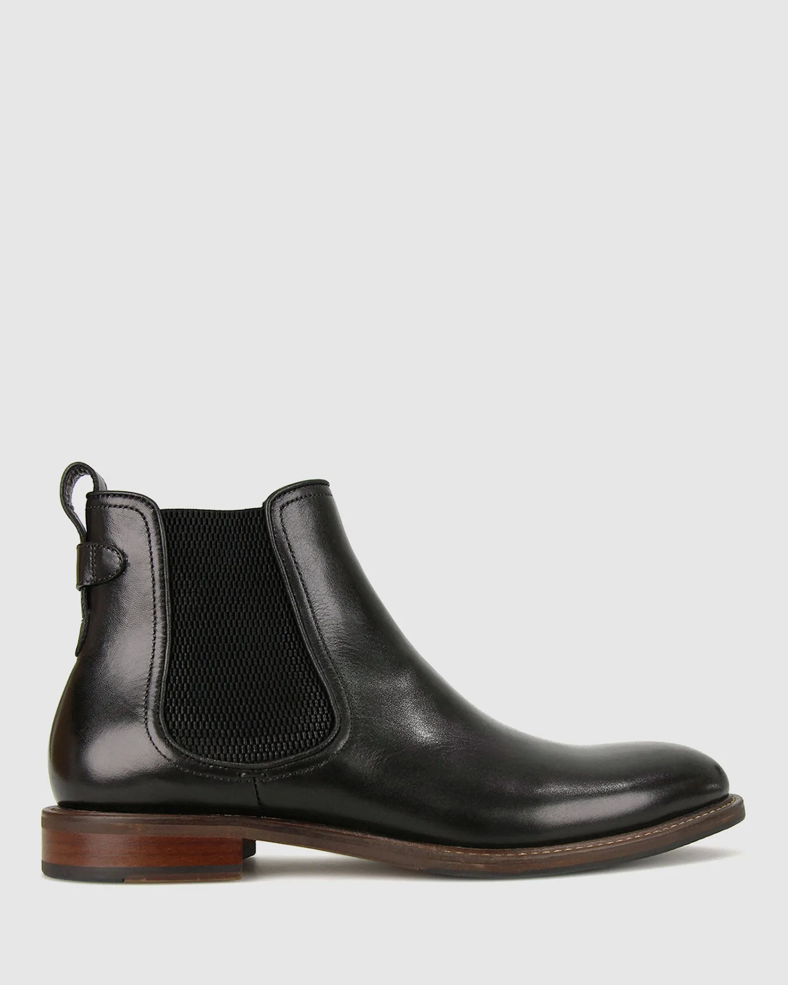 JEFFERY Leather Chelsea Boots