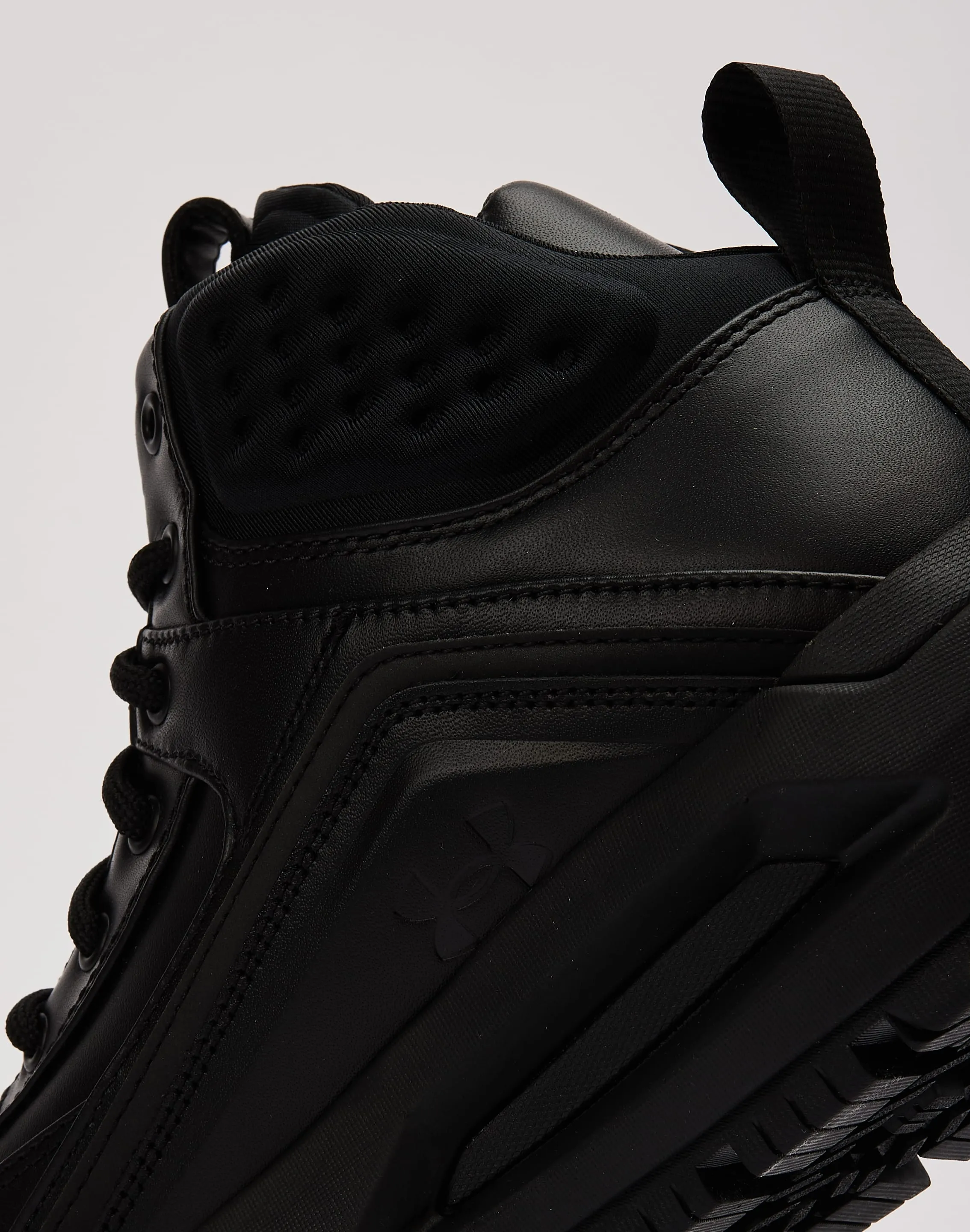 Under Armour 695 Boots
