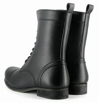 Vintage Boot in Black from Vegetarian Shoes