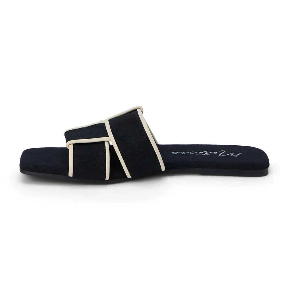 WOMEN'S BISCAYNE