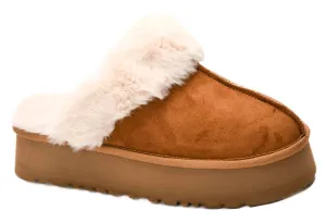 Women's Cuddle Up Slippers In Brown Brown