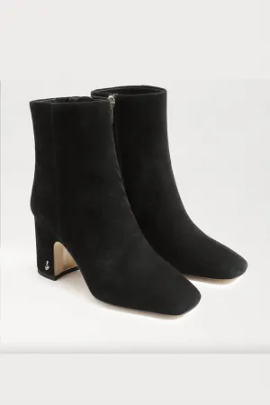 Women's Fawn Ankle Bootie In Suede Black