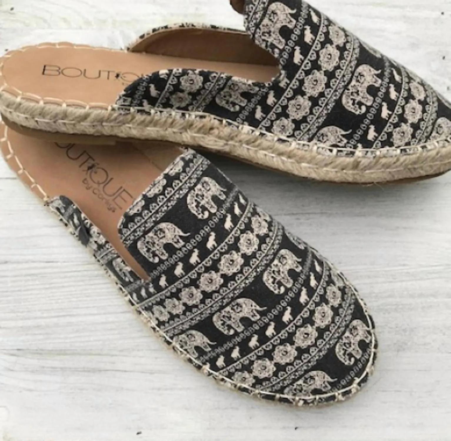 Women's Taffy Slip On Shoe In Elephant