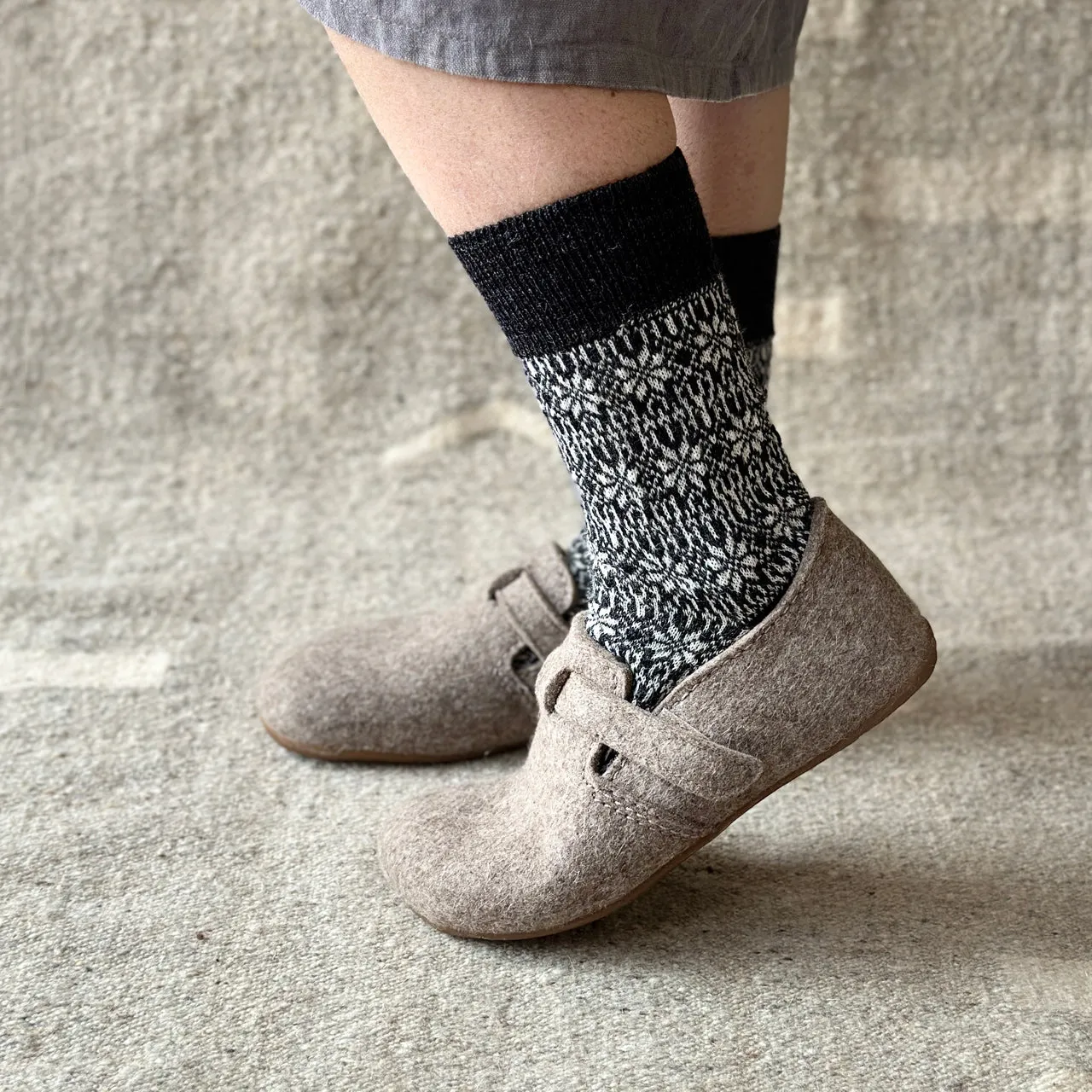 Wool Felt House Shoes - Everest Focus - Taupe (Adults 36-42) *Pre-order